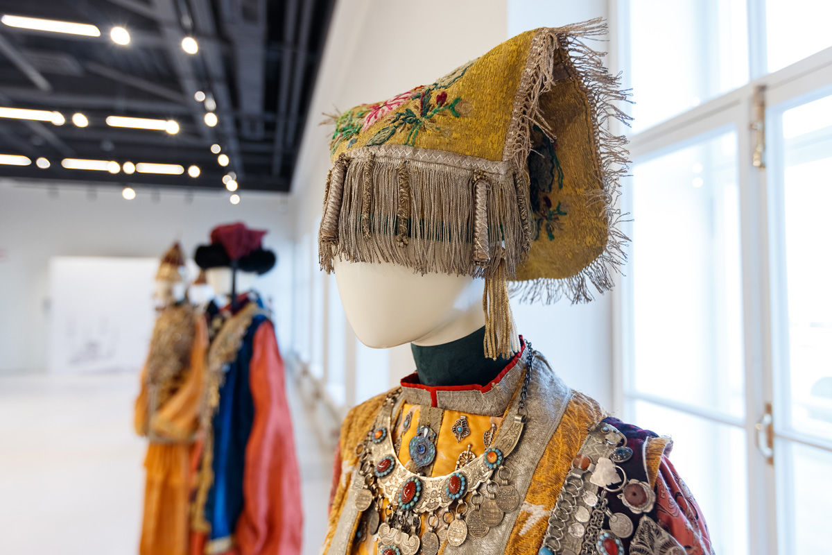 На территории музея-заповедника «Казанский Кремль» стартуют показы театра национальных костюмов.
