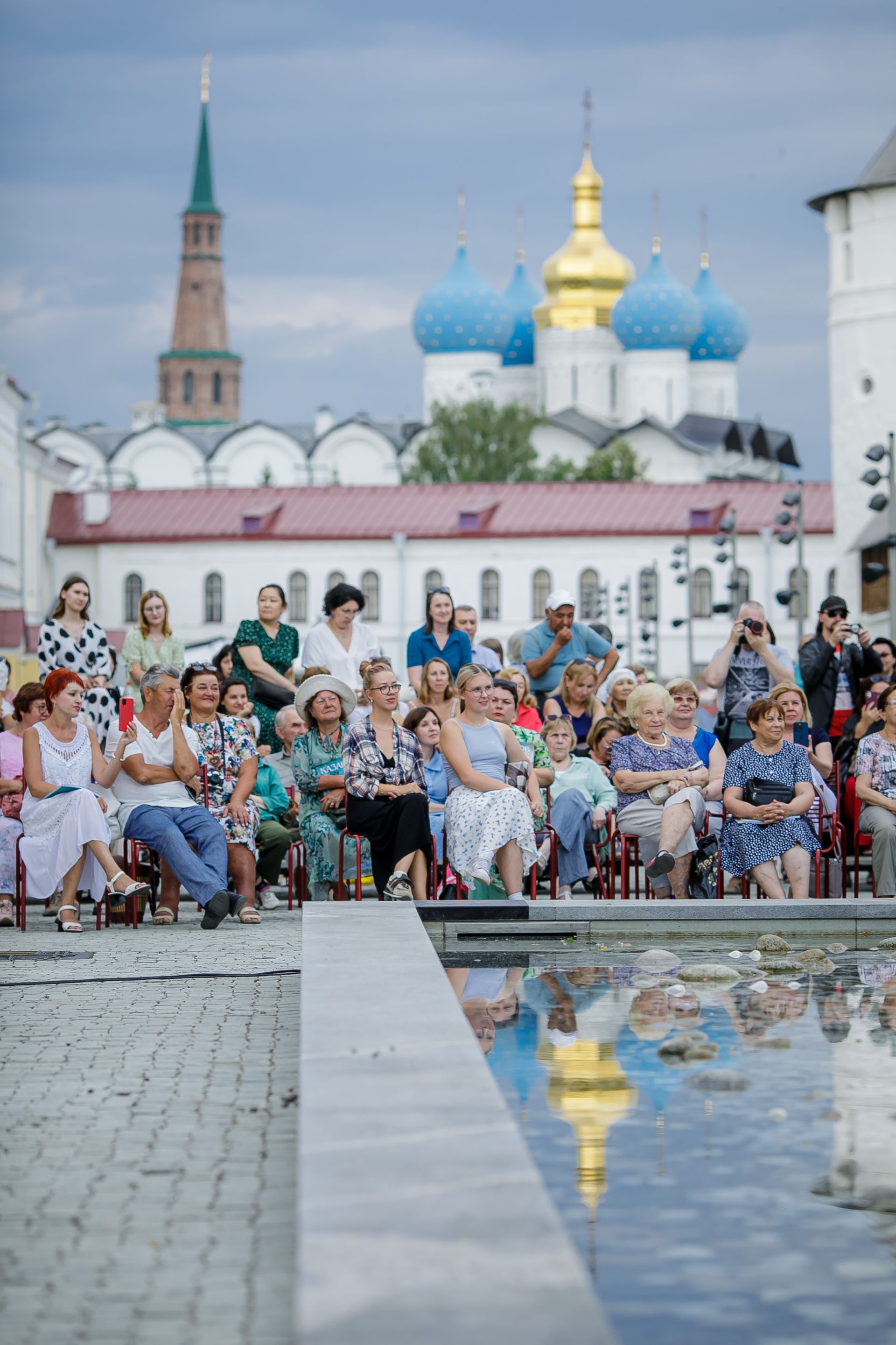 Спасибо всем, кто был вчера с нами на Июльском вечере журнала «Казань» во Дворе Присутственных мест Казанского Кремля!