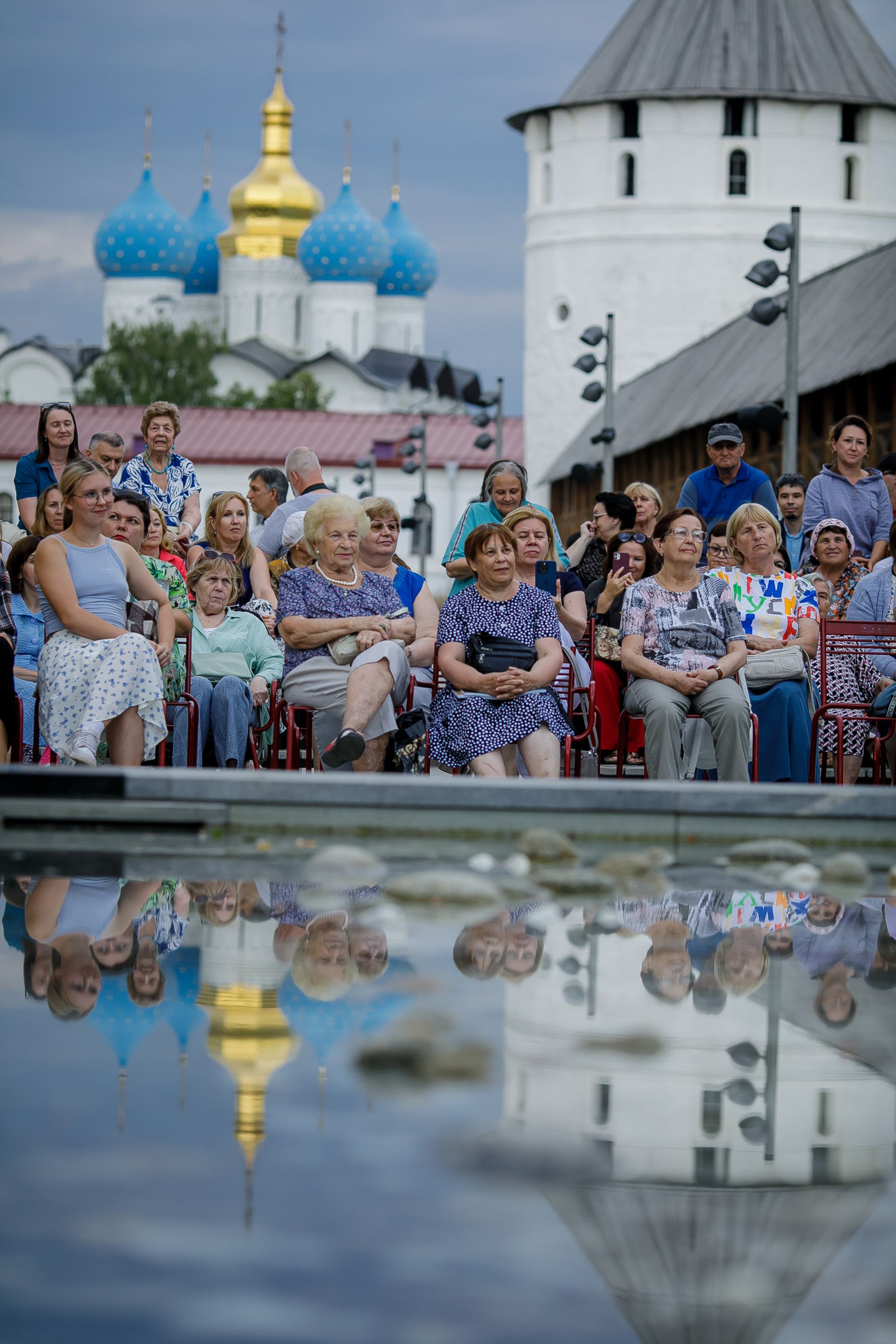 Спасибо всем, кто был вчера с нами на Июльском вечере журнала «Казань» во Дворе Присутственных мест Казанского Кремля!