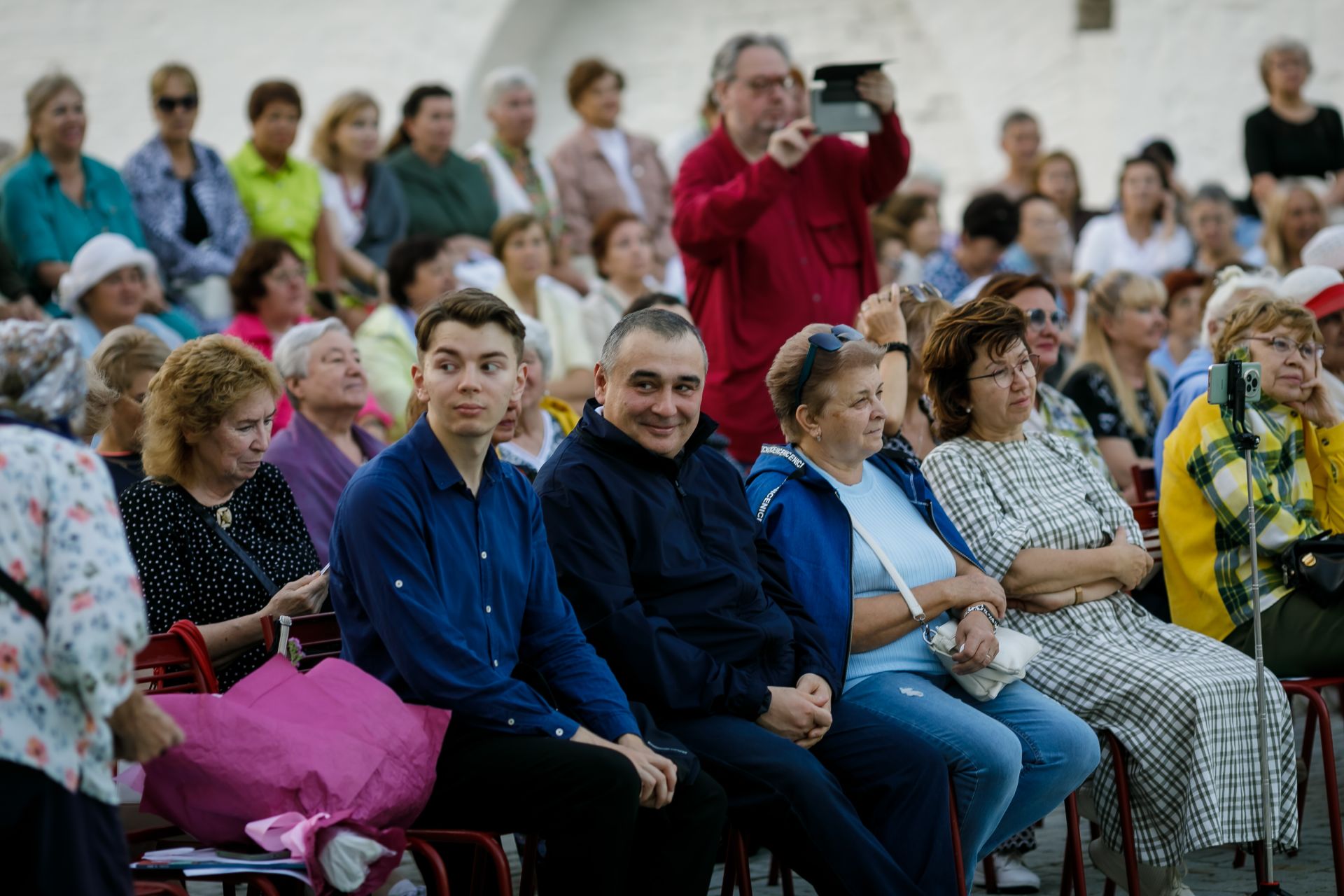 Вчера во Дворе Присутственных мест Казанского Кремля состоялся завершающий — августовский! —  Летний вечер журнала «Казань»