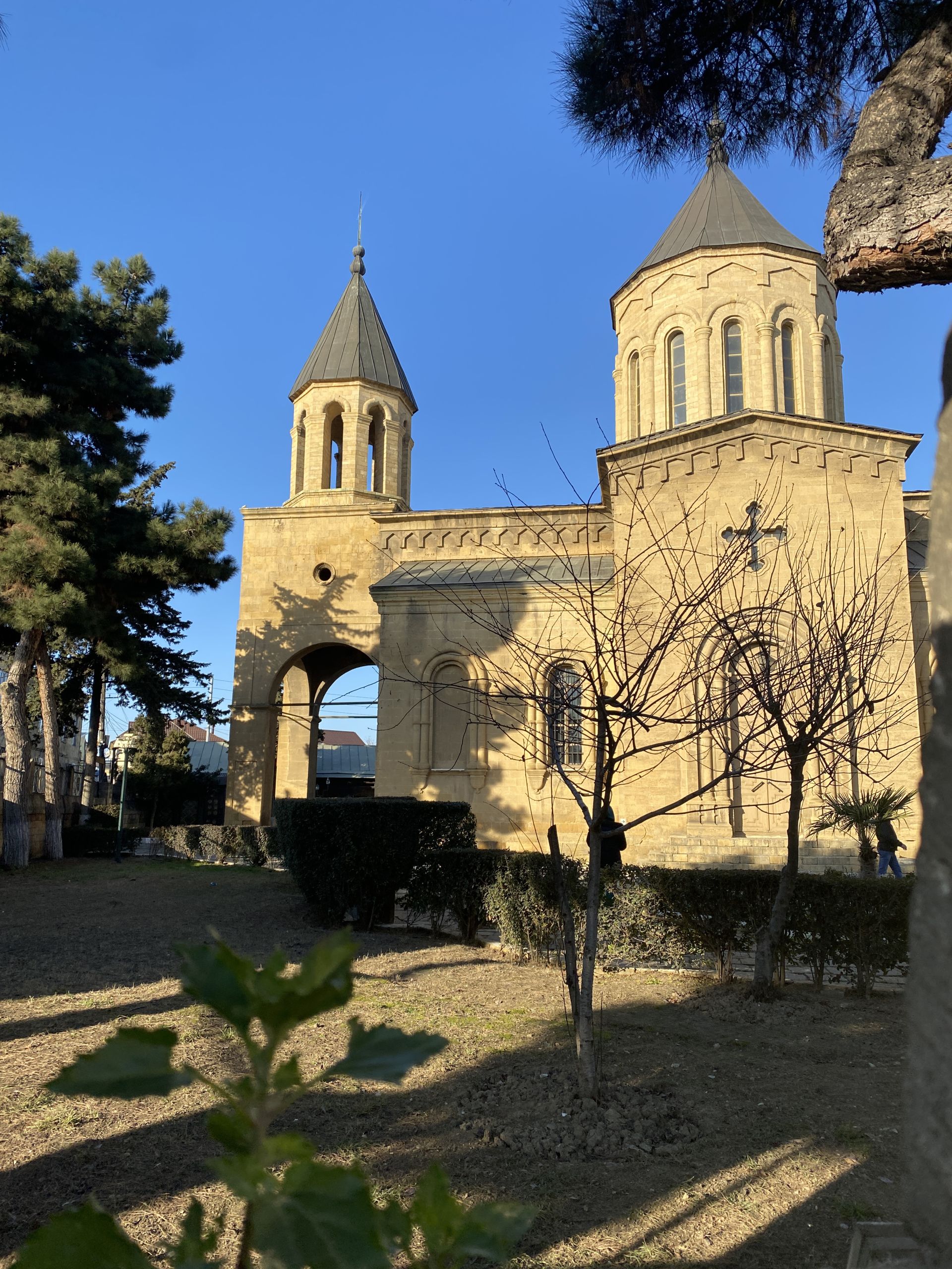 Горы,  солнце,  журавли  и немного  тумана