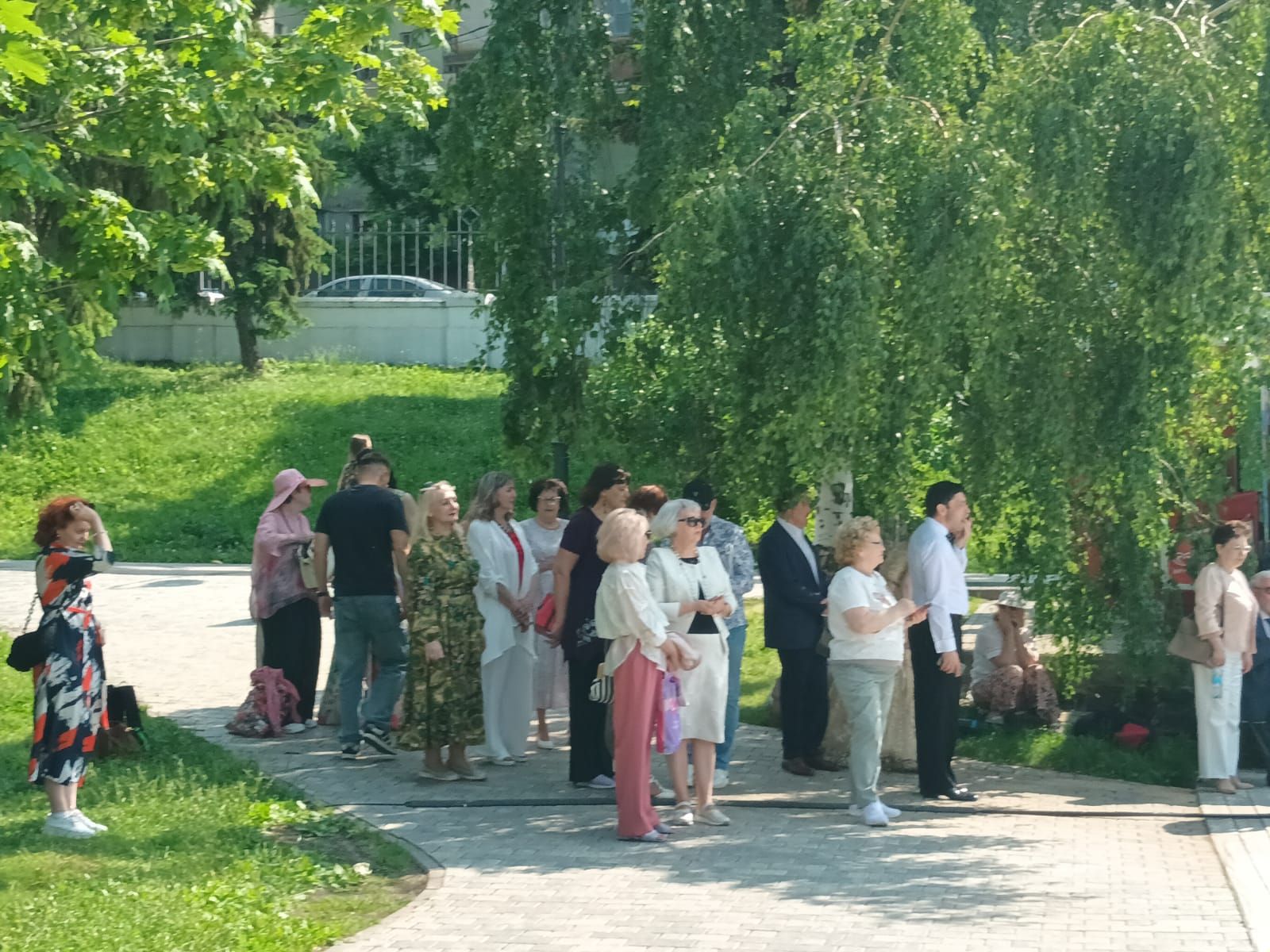 Не зарастёт народная тропа... В Казани отметили день рождения Александра Сергеевича Пушкина.