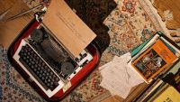В Доме татарской книге представят выставку «Портфель писателя»