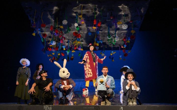 Театр Кариева представил новую постановку на фестивале в Грозном