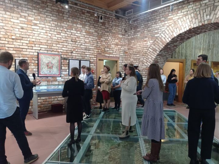 В Музее Пушечного двора открылась выставка образцов наградного и подарочного оружия