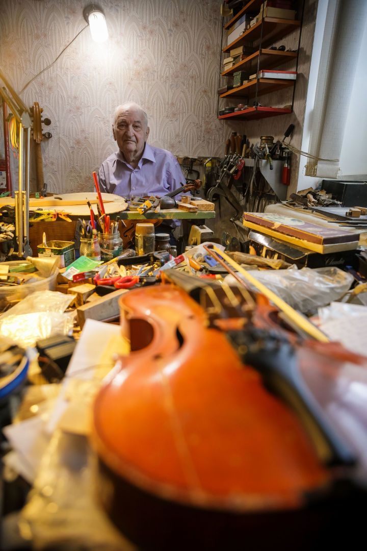 Ушел из жизни замечательный казанский скрипичный мастер Лев Маркович ПЕВЗНЕР