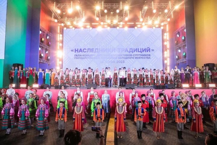Детская вокально-хореографическая студия при Госансамбле песни и танца РТ выступила в Москве