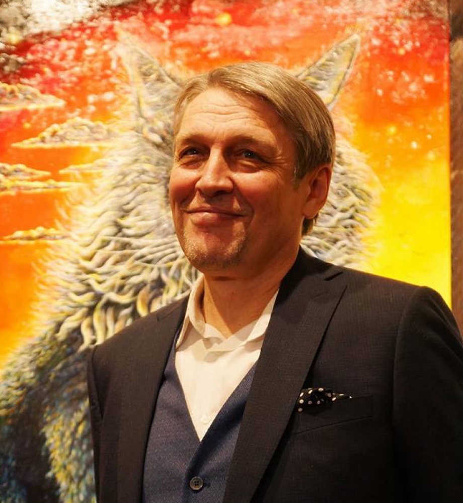 В Национальной художественной галерее «Хазинэ» открылась выставка Альфрида Шаймарданова.