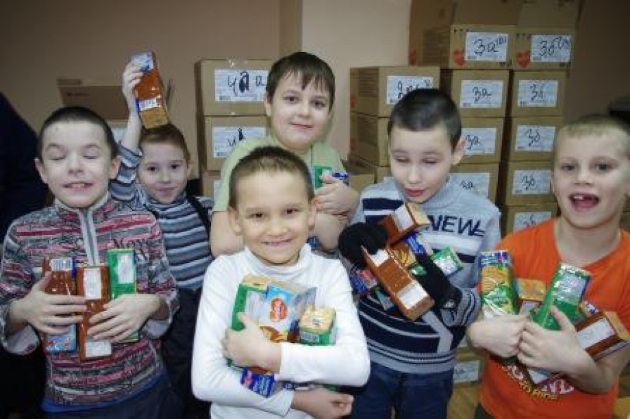Продукты «Любятово» в дар нуждающимся семьям Татарстана