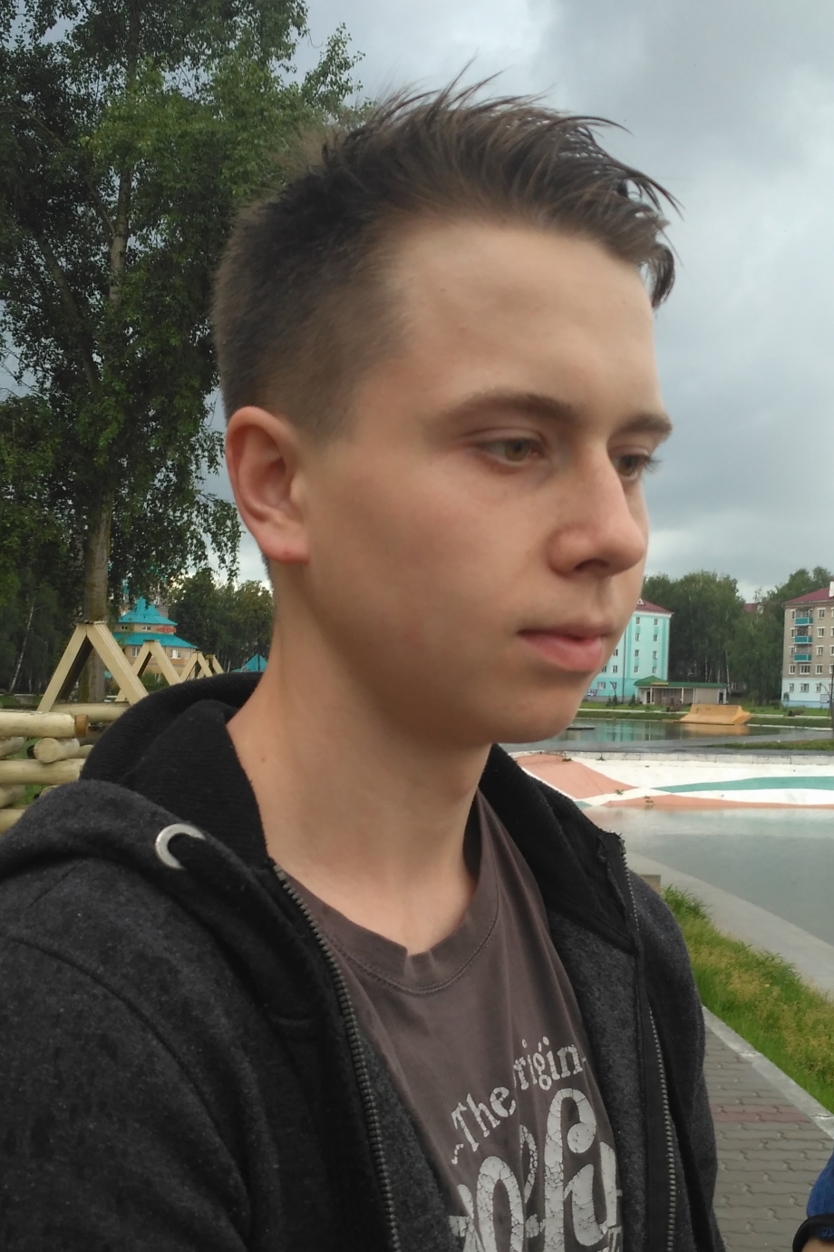 17-летний Егор Дубровин спас тонущую девочку