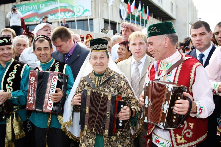 В районах с размахом отметили День Республики Татарстан