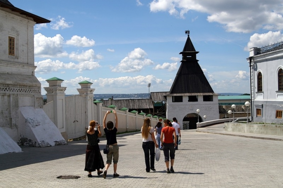 Туристы оставляют в Казани около 100 долларов в сутки