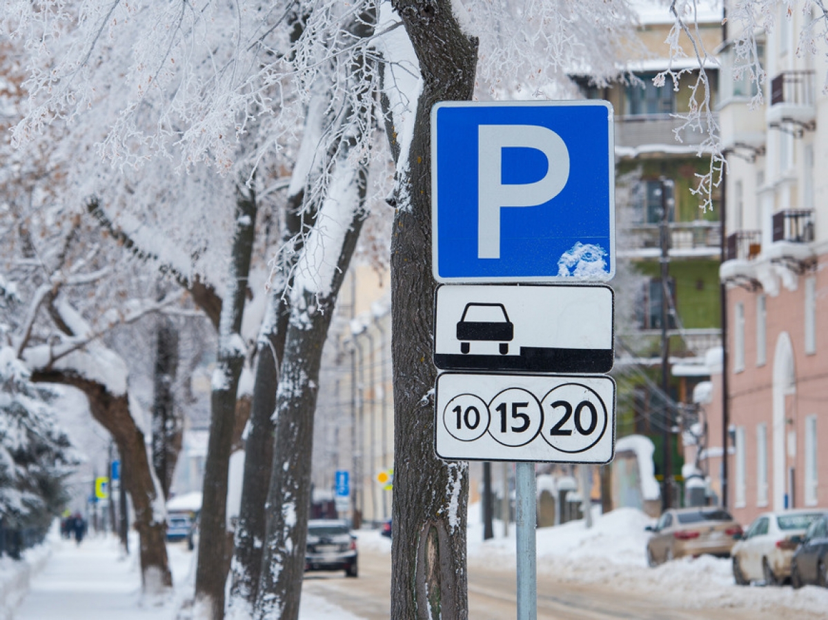 С 30 декабря по 8 января муниципальные парковки Казани будут работать без взимания платы