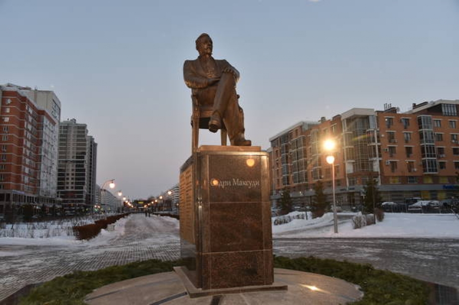 В Казани открыли памятник Садри Максуди
