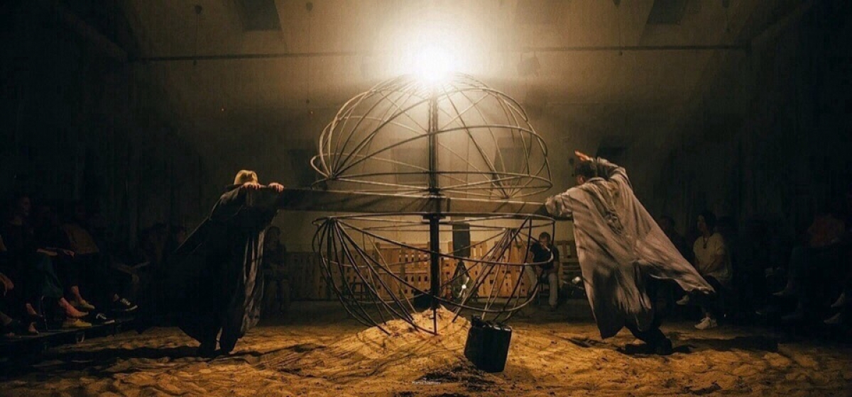 «Солнечная линия» - премьера камерного театра «Театр. Акт»