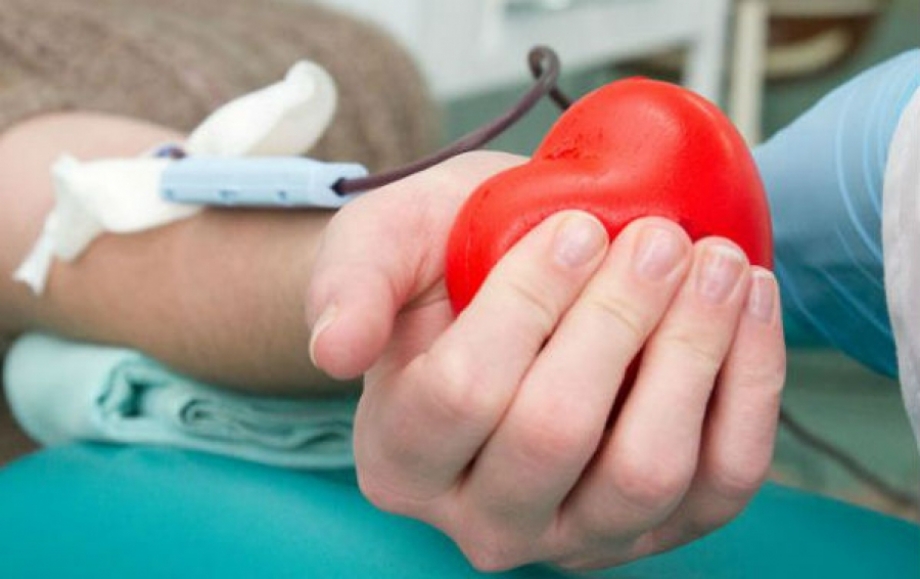 Поиск доноров редких групп крови с отрицательным резусом