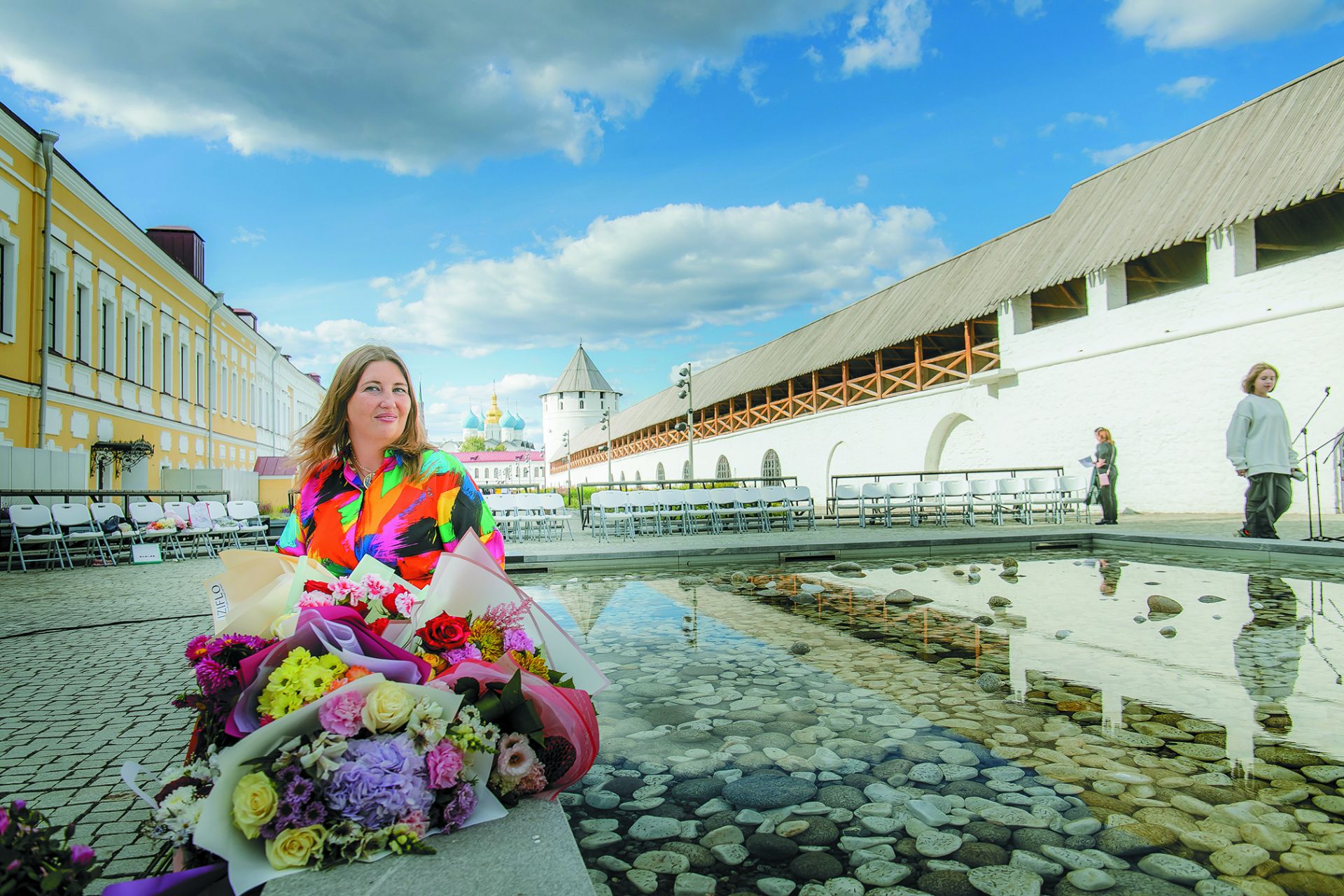 🌹💐🌷 Сегодня день рождения главного редактора журнала «Казань», поэта, журналиста и заслуженного деятеля искусств Республики Татарстан Альбины Булатовны АБСАЛЯМОВОЙ