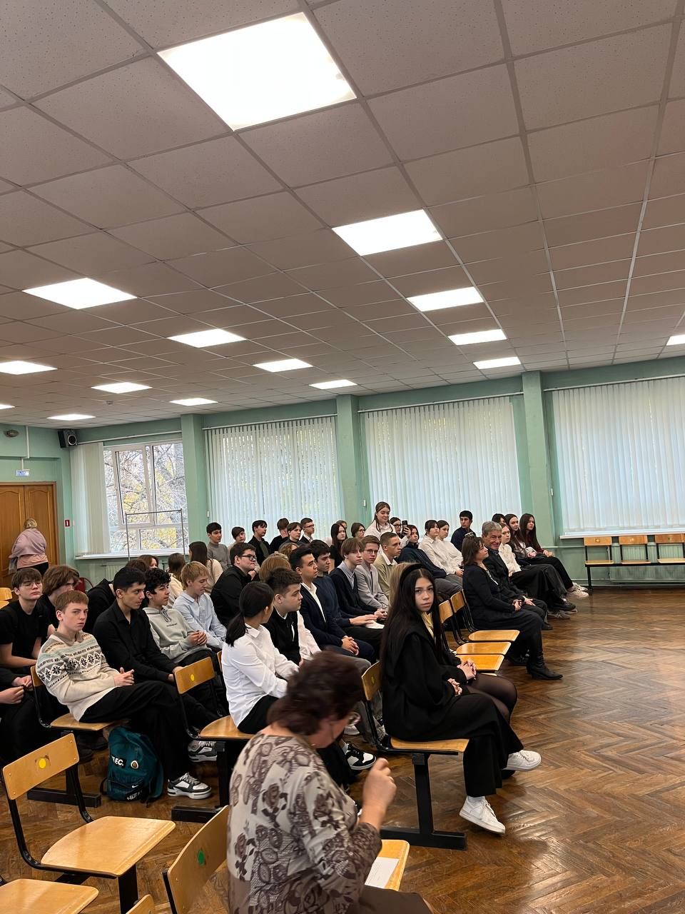 Сегодня в школе N146 Калининского района Санкт-Петербурга (она носит имя Мусы Джалиля!) прошла творческая встреча с главным редактором журнала «Казань», заслуженным деятелем искусств Республики Татарстан Альбиной АБСАЛЯМОВОЙ