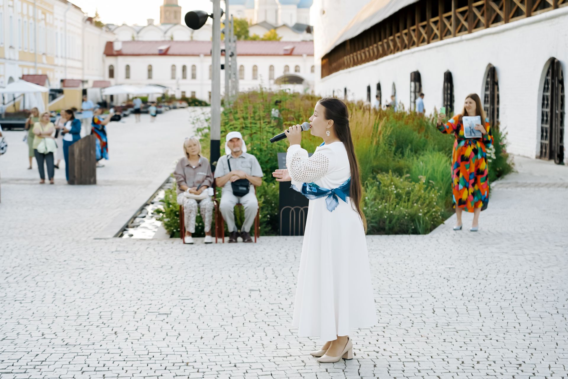 Приятные моменты вчерашнего — июльского! —  Летнего вечера журнала «Казань» во Дворе Присутственных мест Казанского Кремля ❤️