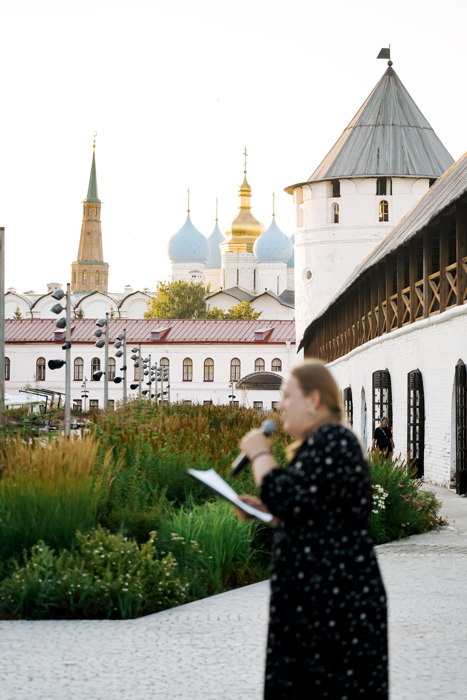 Приятные моменты вчерашнего — июльского! —  Летнего вечера журнала «Казань» во Дворе Присутственных мест Казанского Кремля ❤️