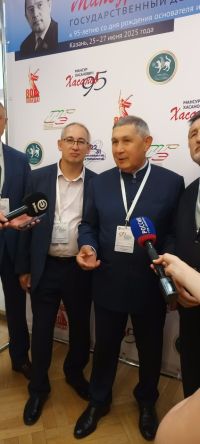 В Академии наук Татарстана начала работу Международная научная конференция «Мансур Хасанович Хасанов: государственный деятель, ученый и организатор науки», приуроченная к 95-летию со дня рождения выдающегося ученого.