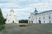 Монастырь  на змеиной горе