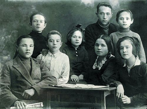 Каюм Насыри и его семья