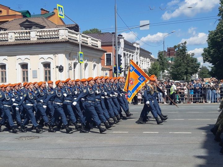 Парад Победы в Казани: фото и видео