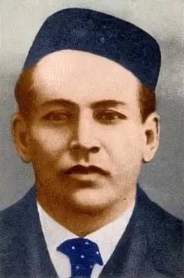 3 марта 1884 года в Оренбурге родился Ильяс Кудашев-Ашказарский, будущий музыкант, актёр и режиссёр, один из основоположников татарского театра