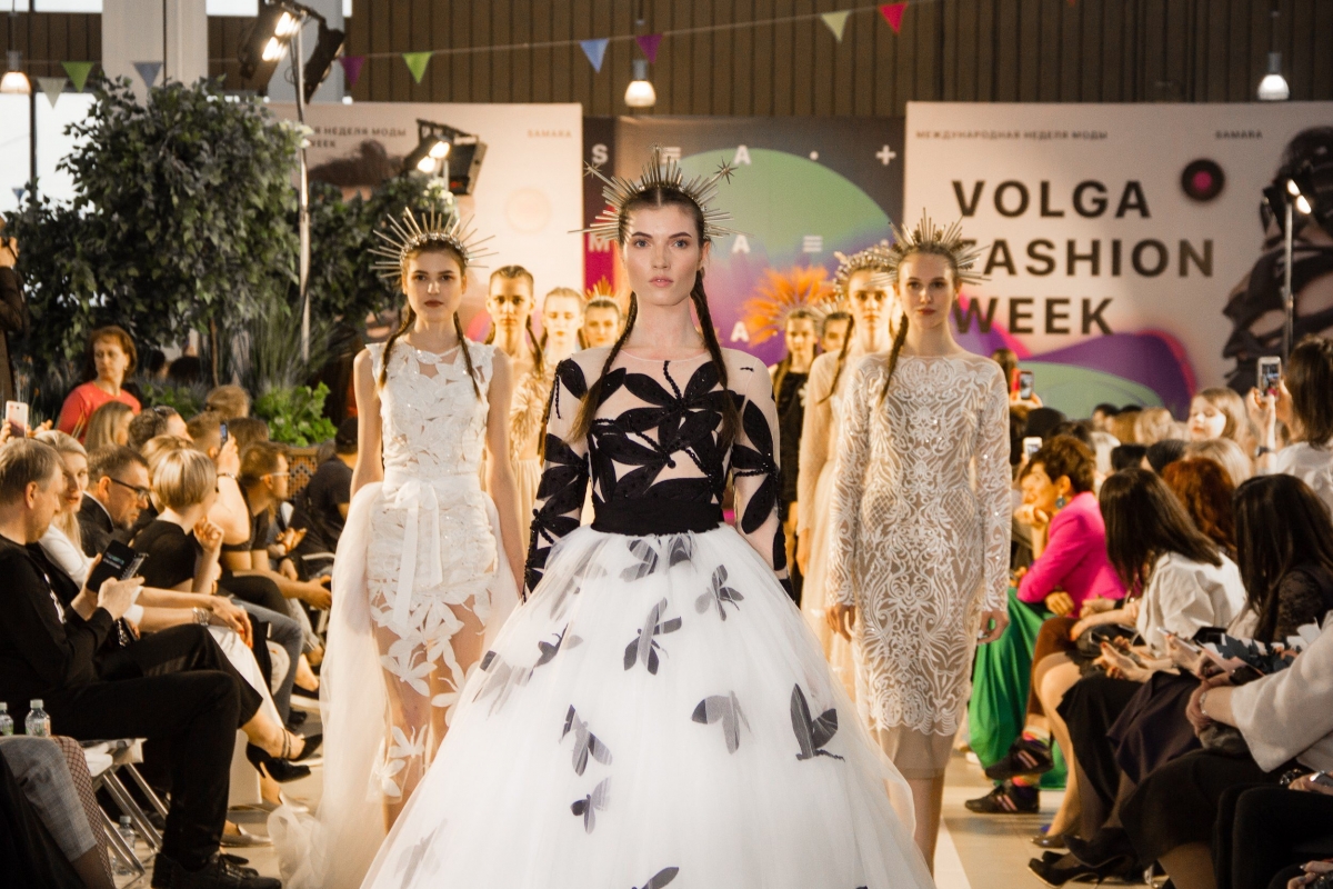 VOLGA FASHION WEEK в Казани: более 100 моделей пройдут по подиуму в 30 метров