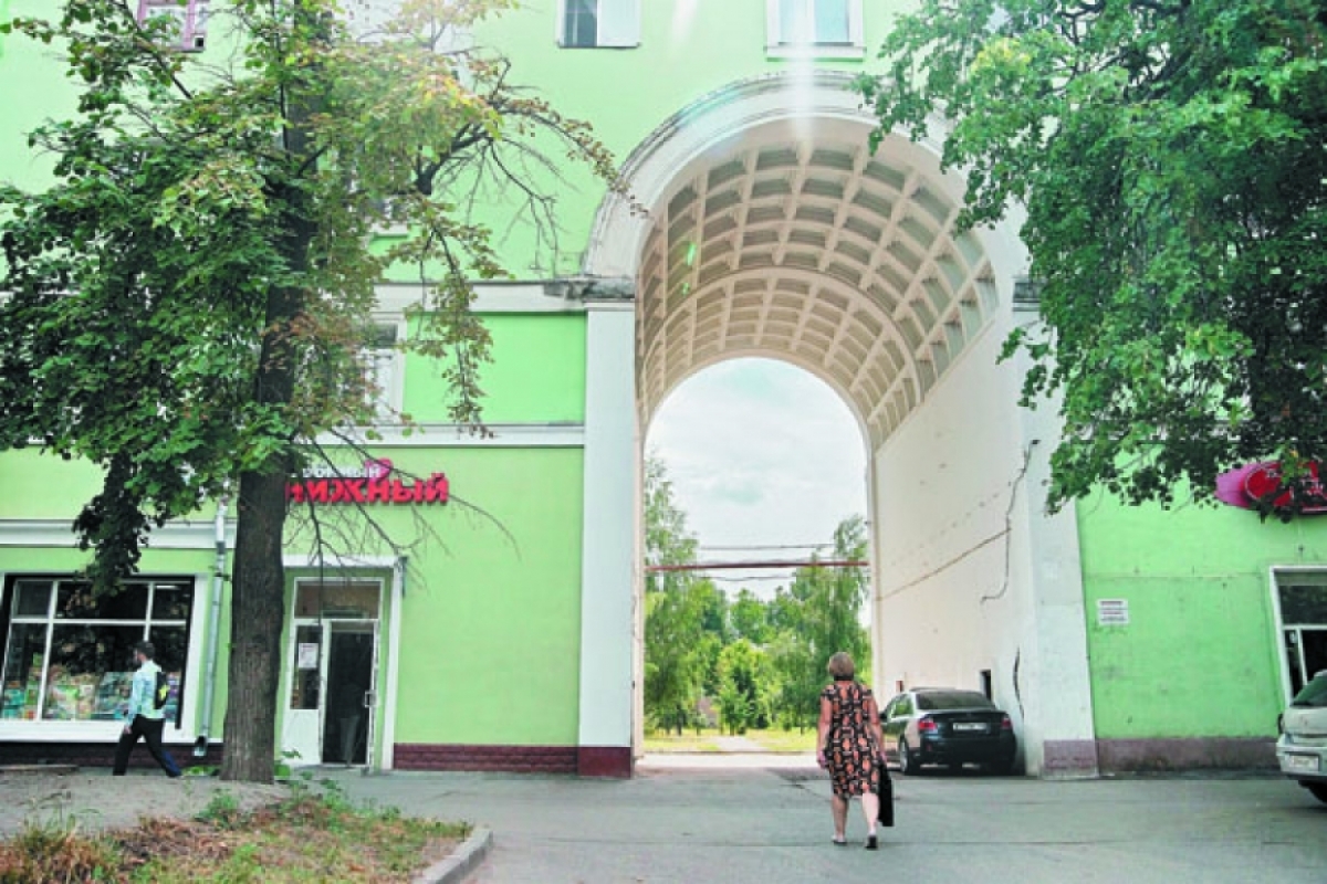 В №8 журнала «Казань» - Дом с тремя арками
