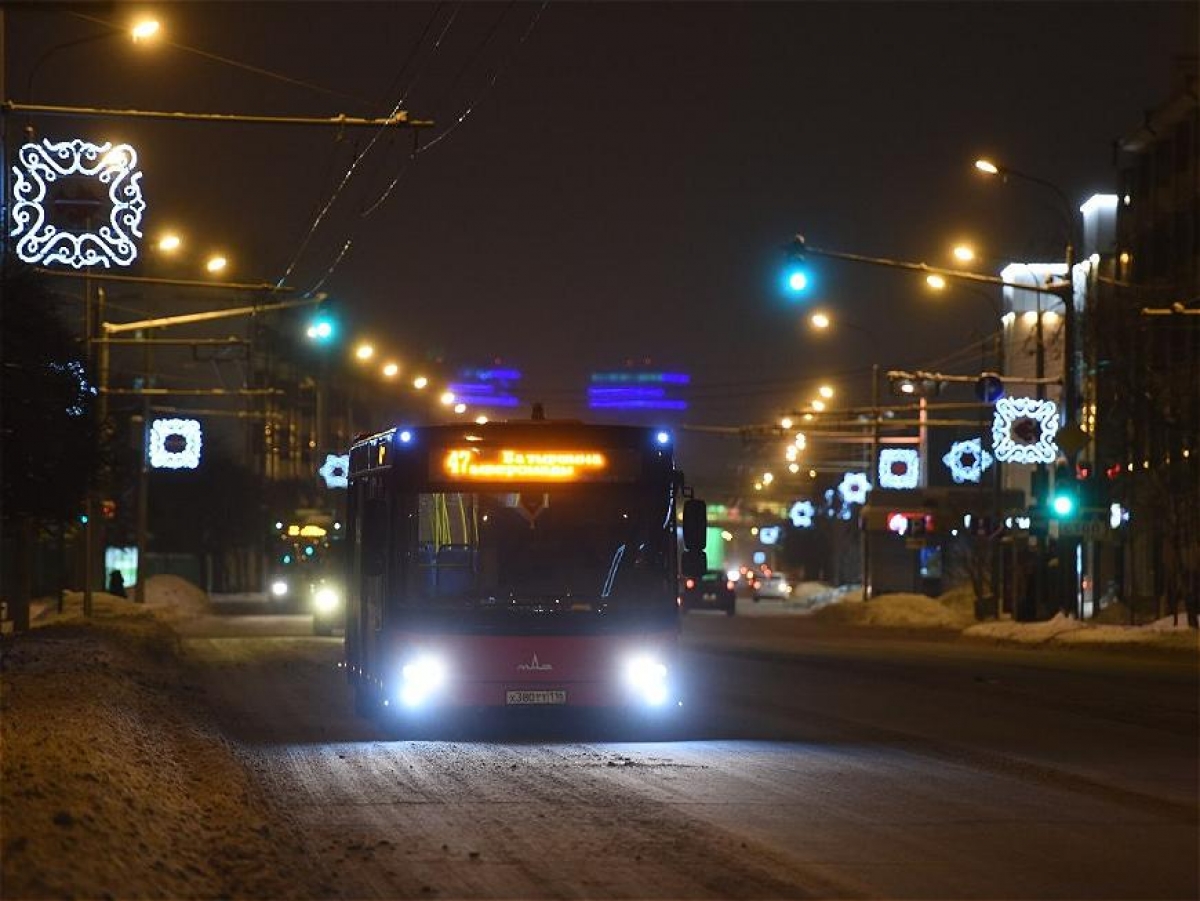В новогодние праздники общественный транспорт Казани будет работать по графику выходного дня