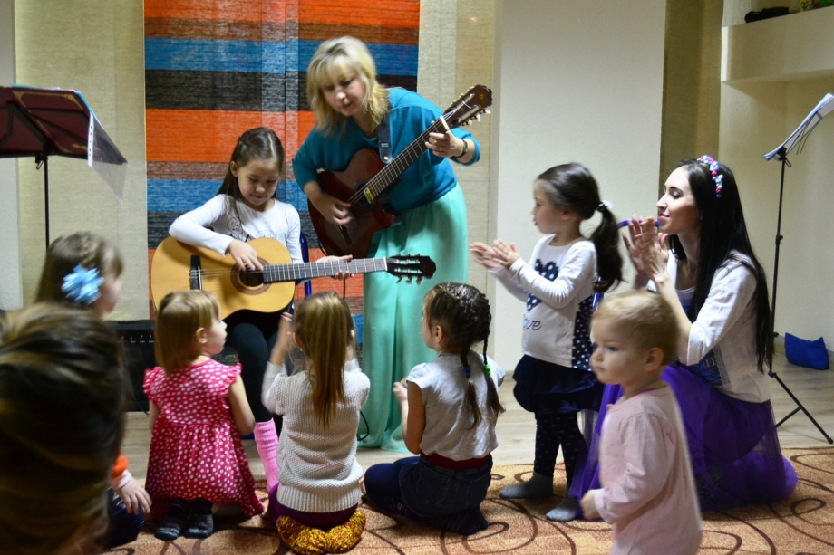 Звуко-терапия для детей в Доме Аксёнова